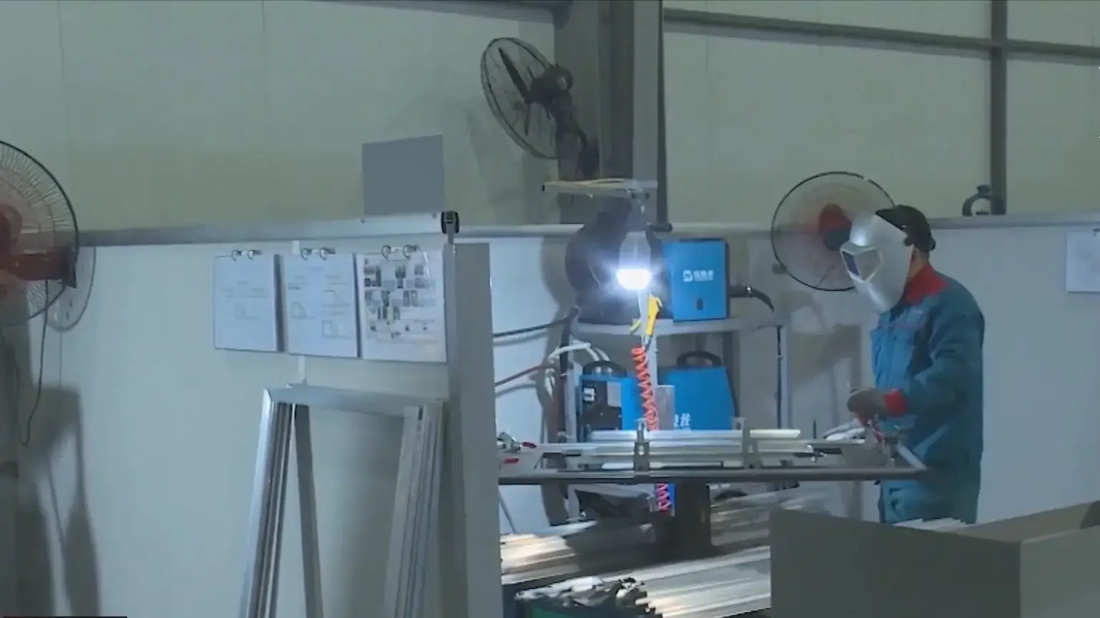 Doanh nghiệp tăng tốc tuyển dụng lao động cuối năm